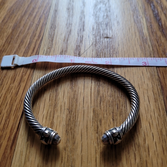 Authentic David Yurman Renaissance Bracelet - Picture 2 of 5
